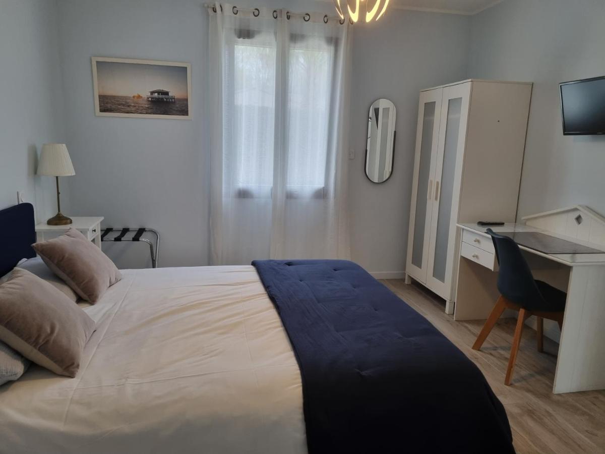 Villa Gena Saint-Medard-d'Eyrans Phòng bức ảnh